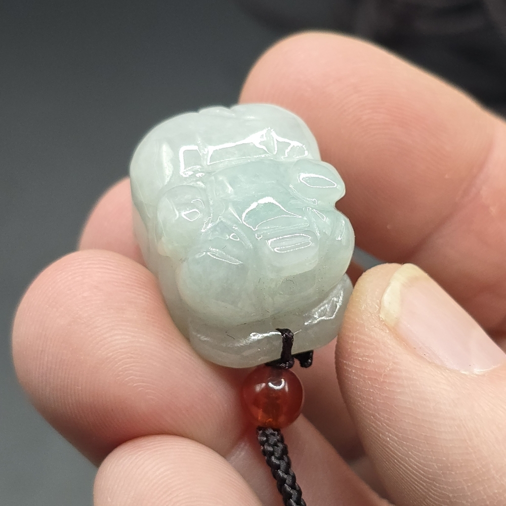 Jade Pig Pendant - Picture 4 of 4